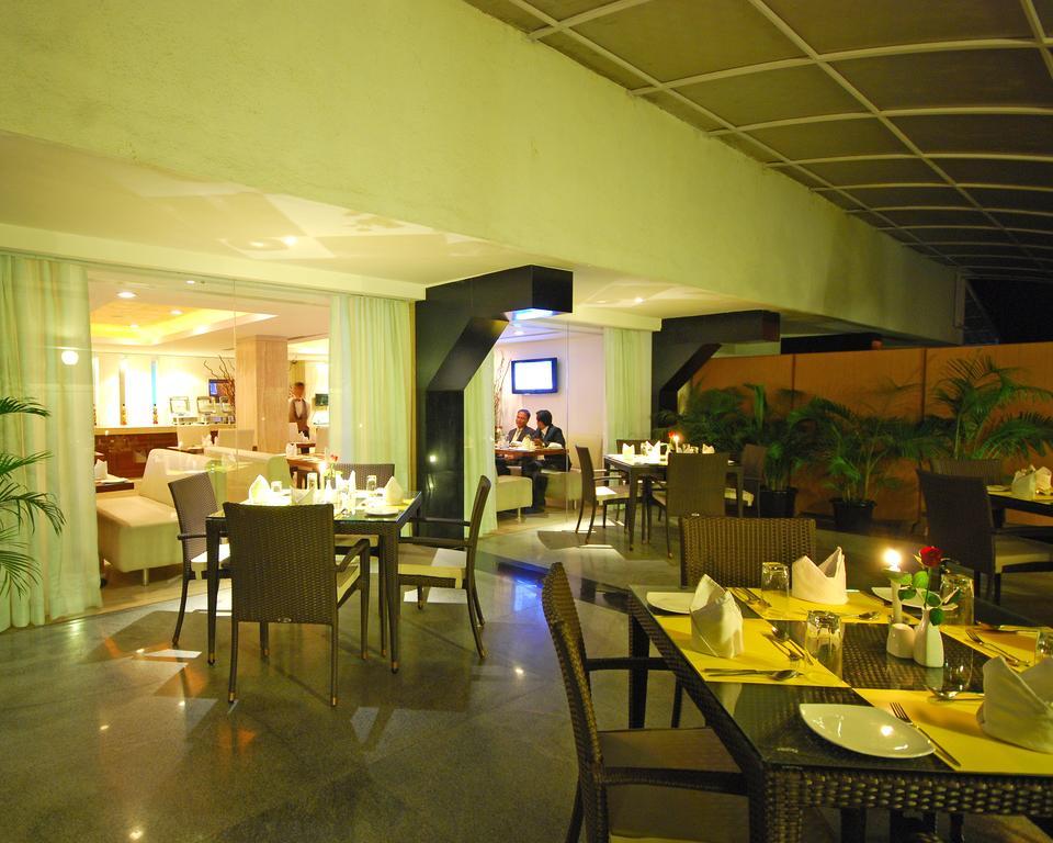 Hotel Park Ornate Viman Nagar
