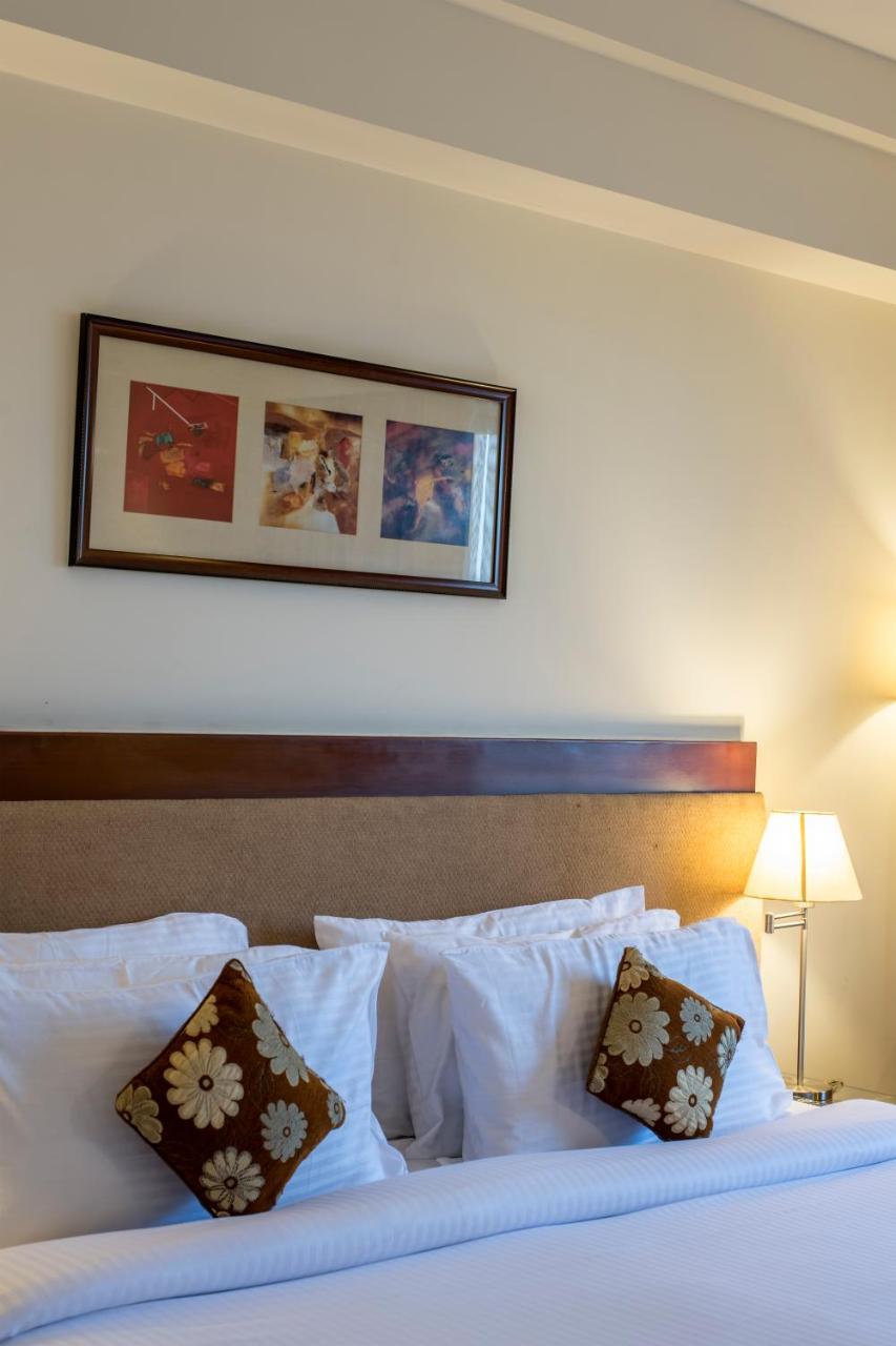 Hotel Park Ornate Viman Nagar
